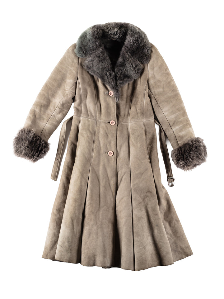 Vintage 70's Women Sheepskin Coat in GrayMN161