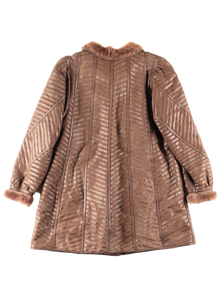 Vintage 00's Women Sheepskin Coat in Brown