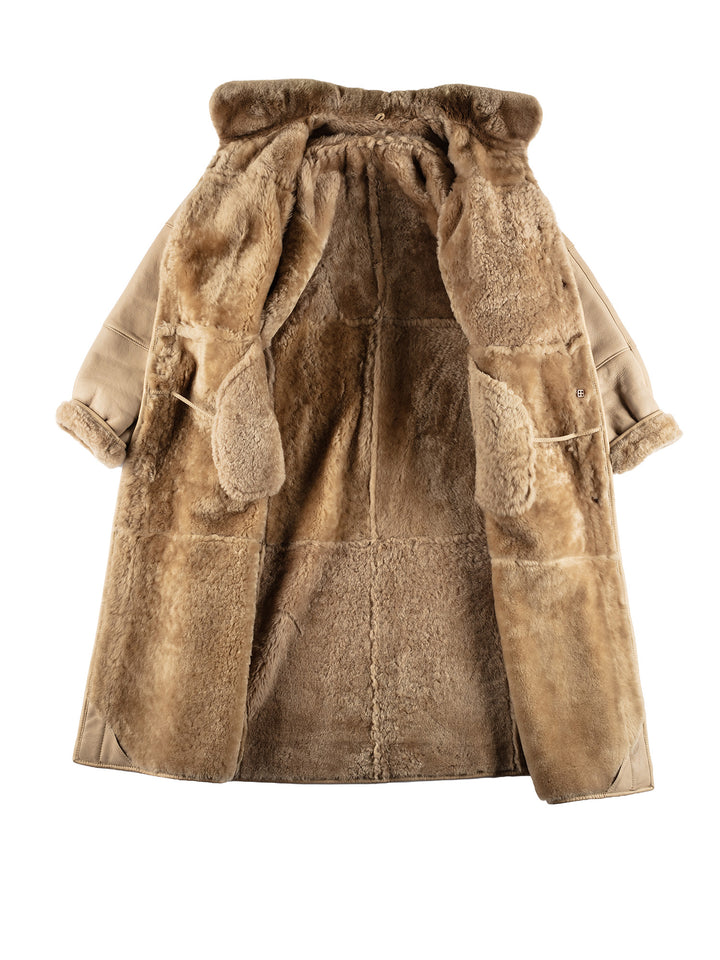 Vintage 70's Women Sheepskin Coat in BeigeMN340