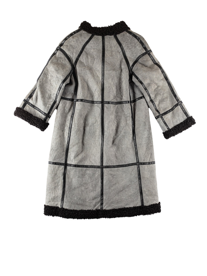 Vintage 70's Women Sheepskin Coat in GrayMN634