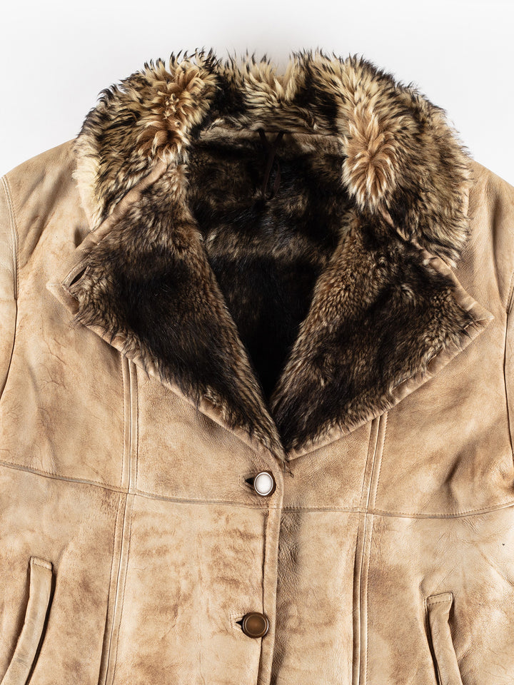 Vintage 80's Women Sheepskin Coat in BeigeMN428