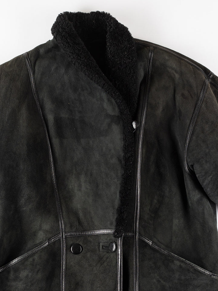 Vintage 80's Women Sheepskin Coat in BlackMN178