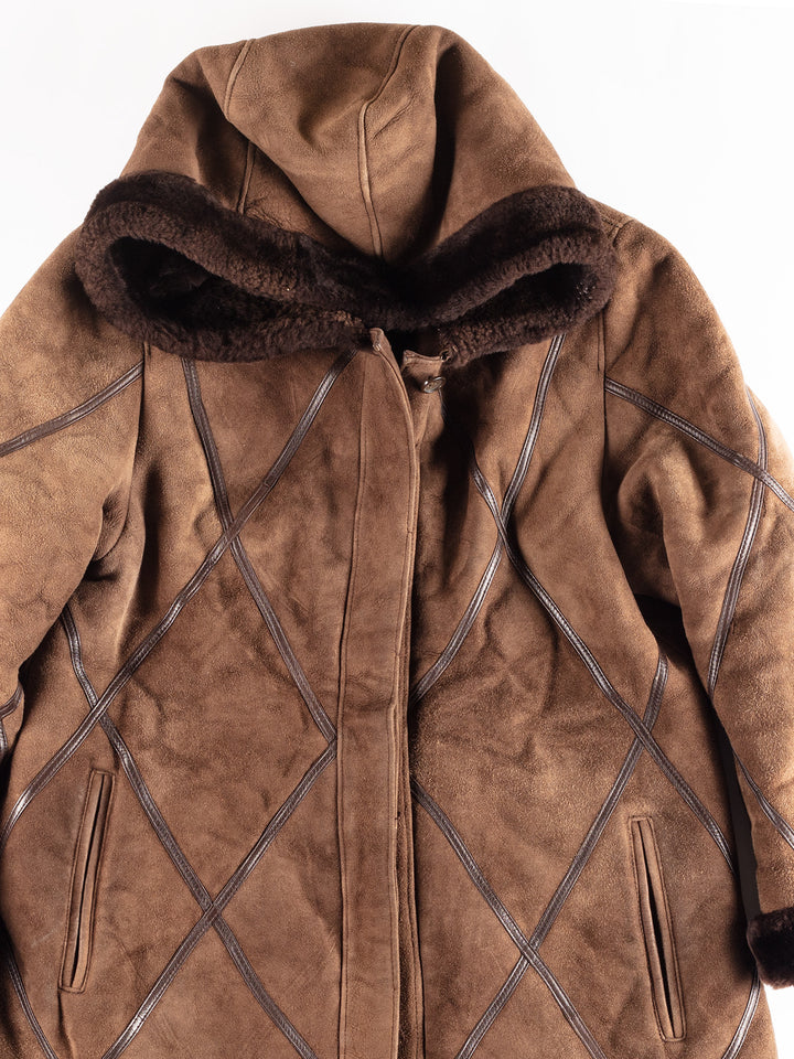 Vintage 90's Women Sheepskin Coat in Brown