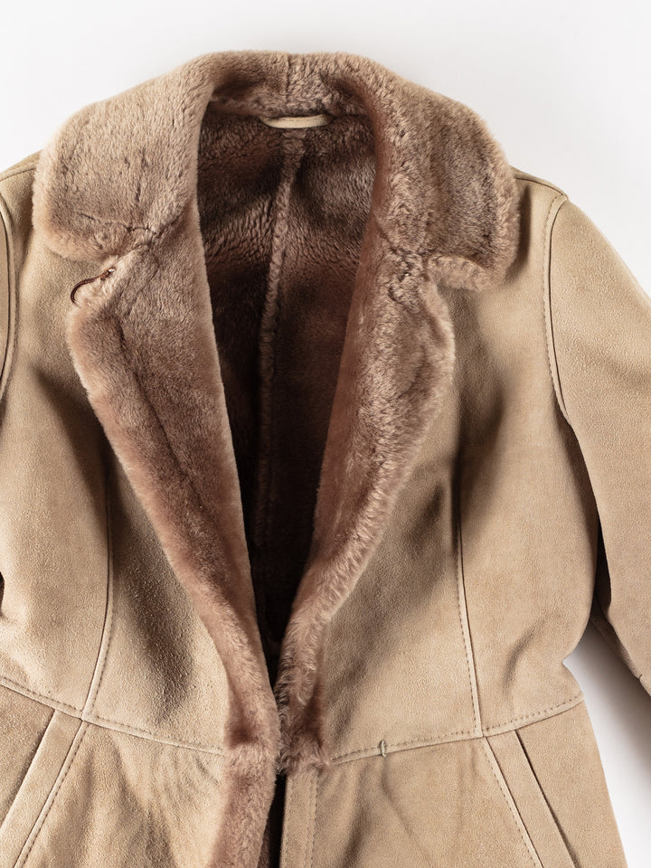 Vintage 70's Women Sheepskin Coat in GrayMN182