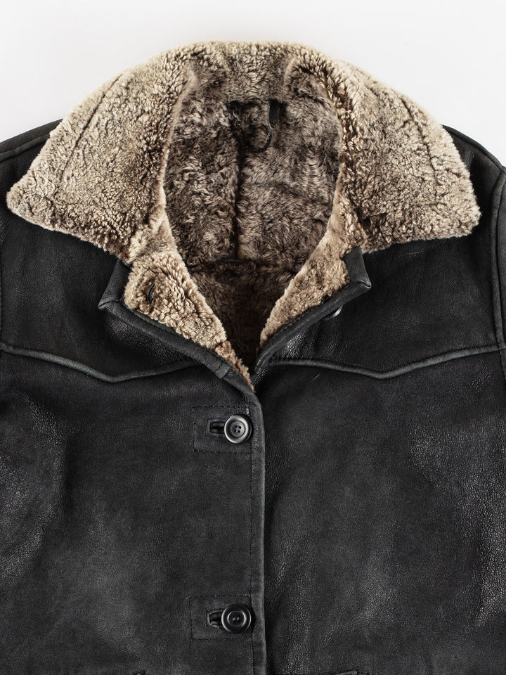 Vintage 80's Women Sheepskin Coat in BlackMN395