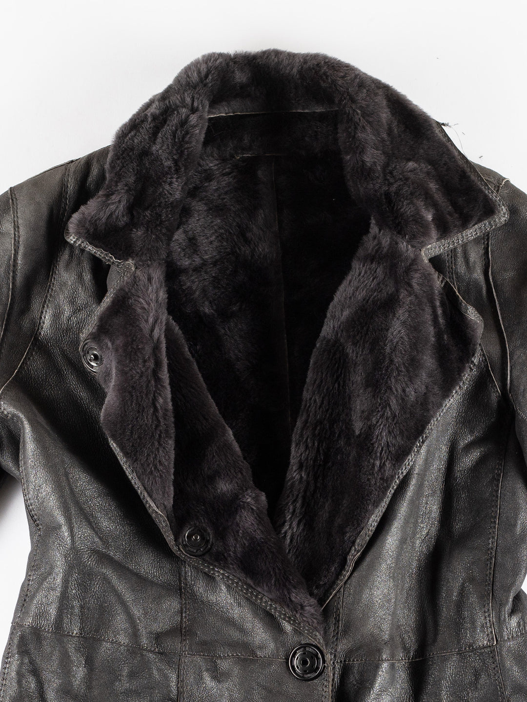 Vintage 70's Women Sheepskin Coat in GrayMN437