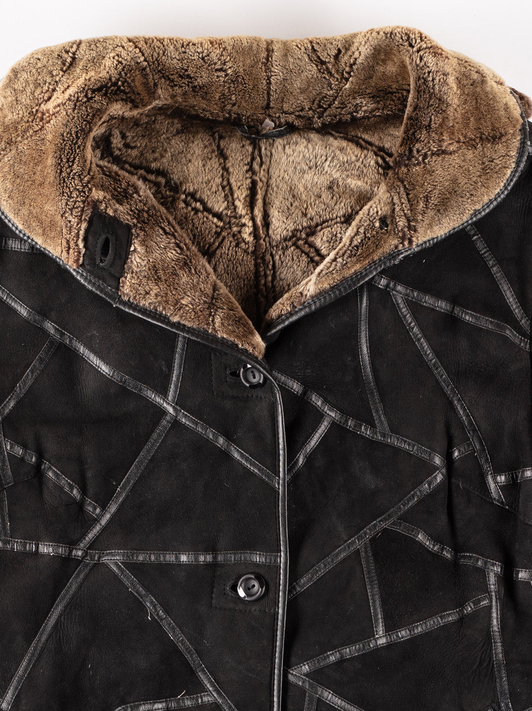 Vintage 90's Women Sheepskin Coat in BlackMN210