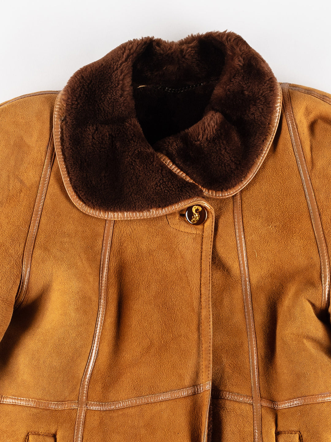 Vintage 80's Women Sheepskin Coat in BrownMN404