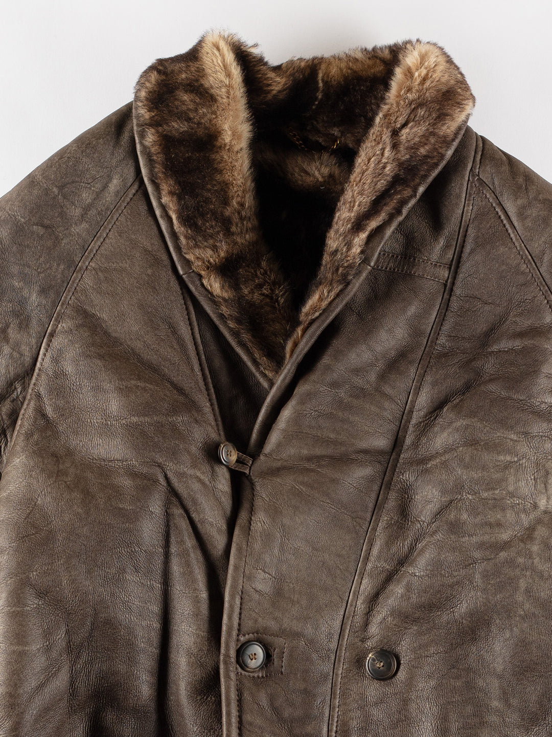 Vintage 80's Men Sheepskin Coat in BrownVN473