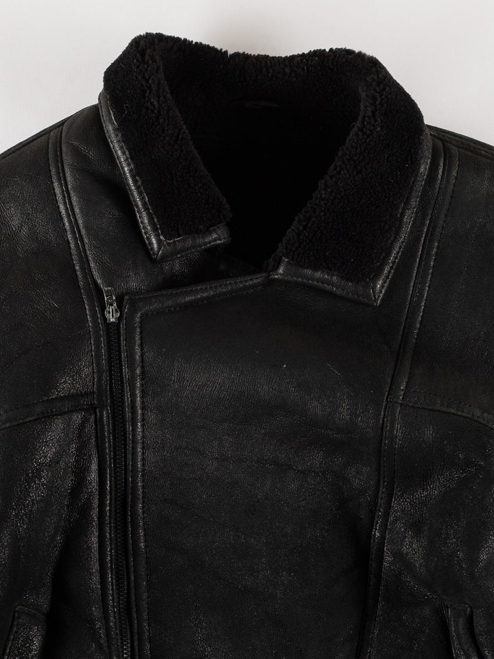 Vintage 80's Men Sheepskin Jacket in BlackVN621