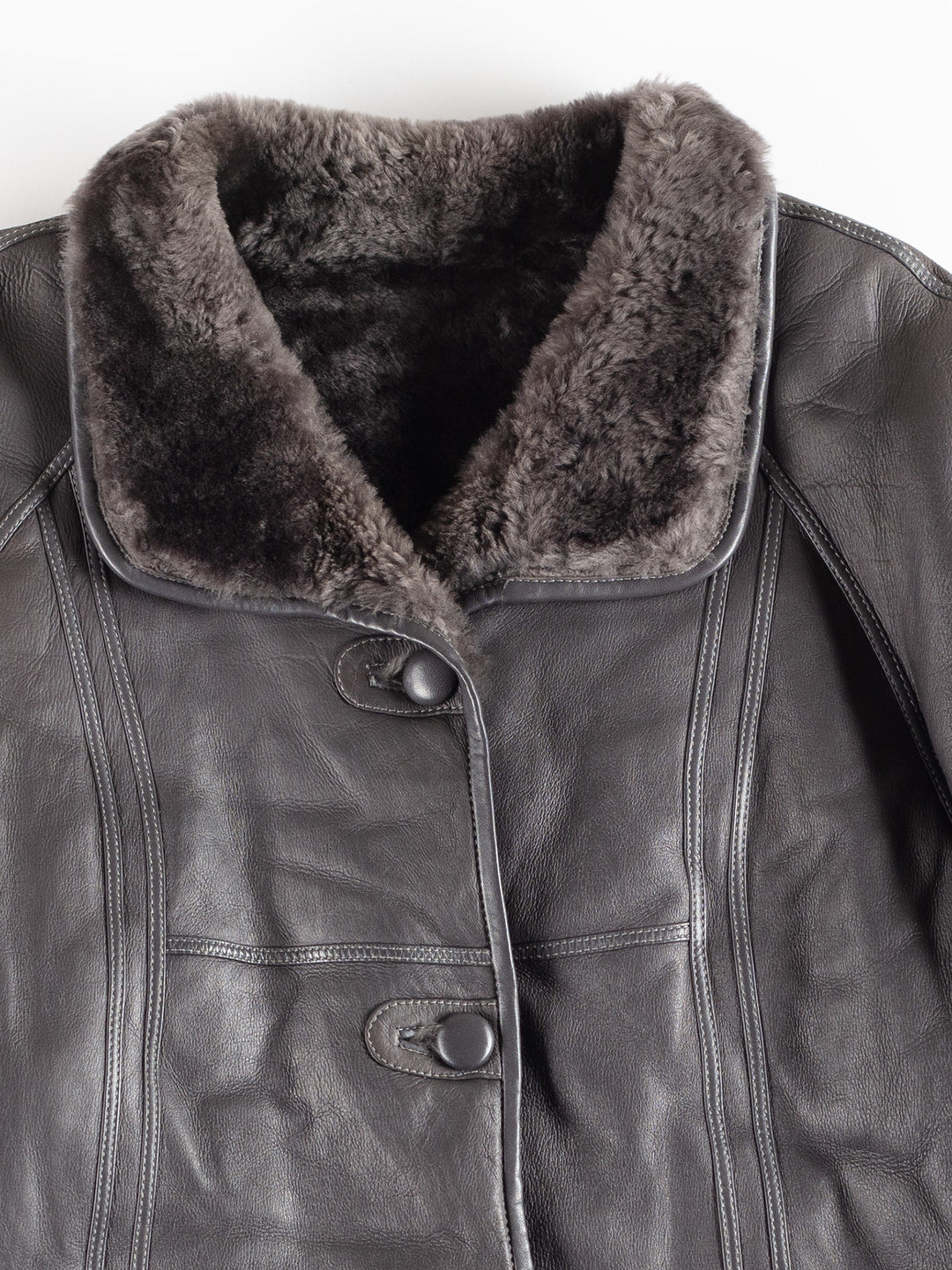 Vintage 00's Women Sheepskin Coat in Purple