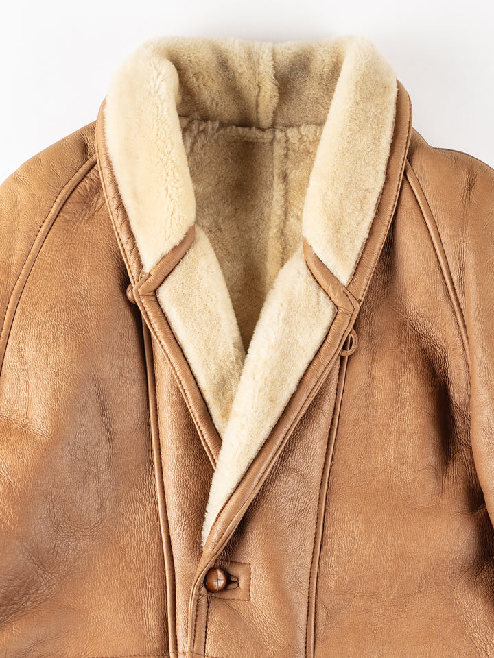 Vintage 90's Men Sheepskin Coat in BrownVN246