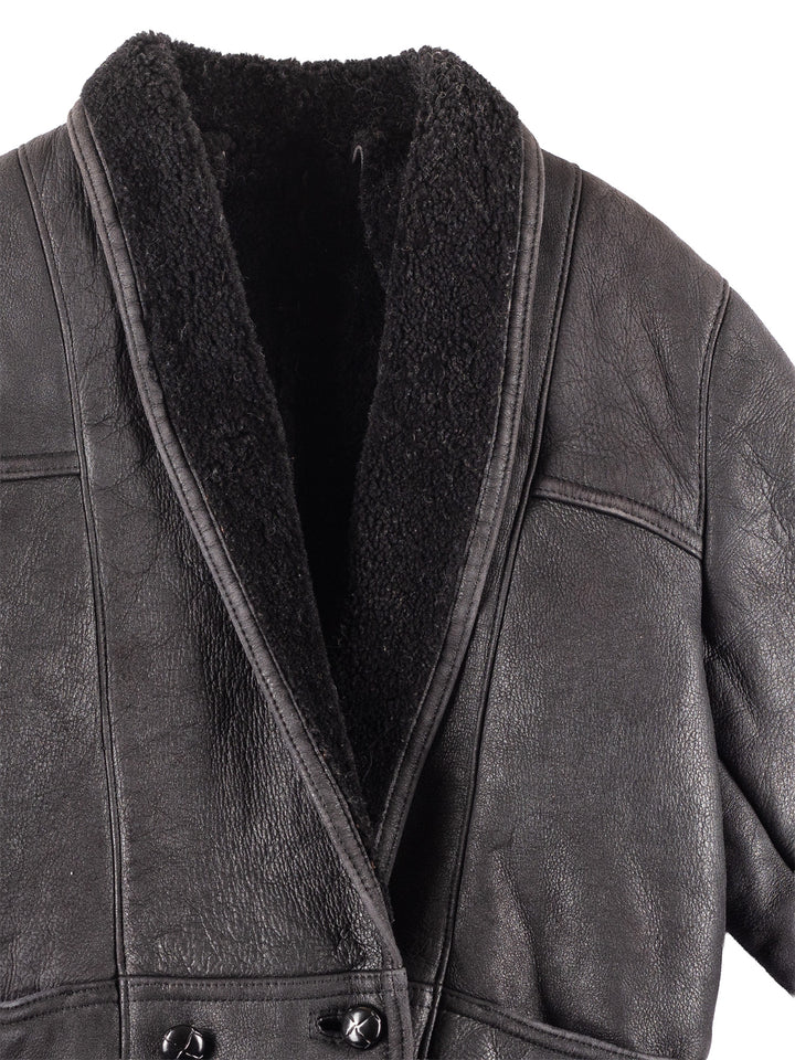 Vintage 90's Women Sheepskin Coat in Black