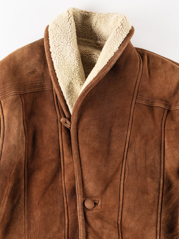 Vintage 90's Men Sheepskin Coat in BrownVN245