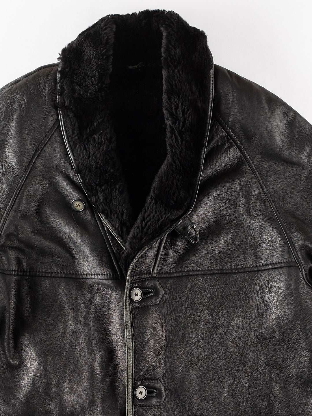 Vintage 90's Men Sheepskin Coat in BlackVN168