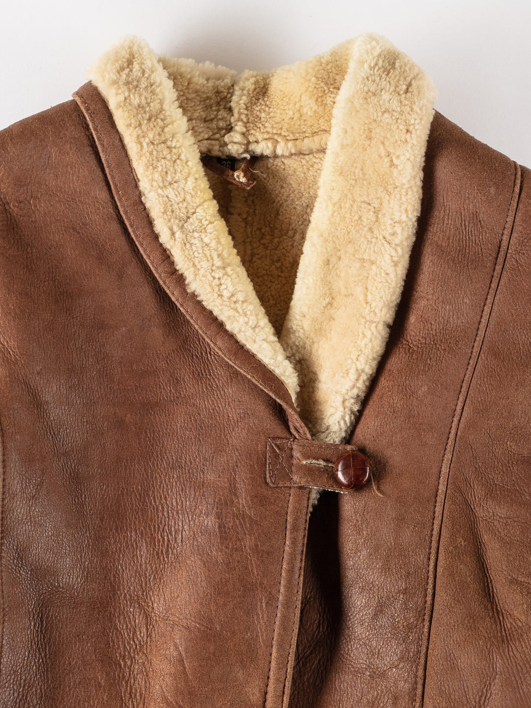 Vintage 80's Women Sheepskin Coat in BrownMN513