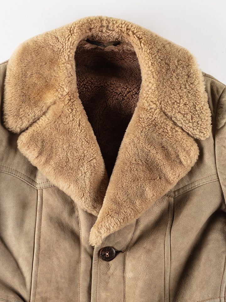Vintage 80's Men Sheepskin Coat in BeigeVN201