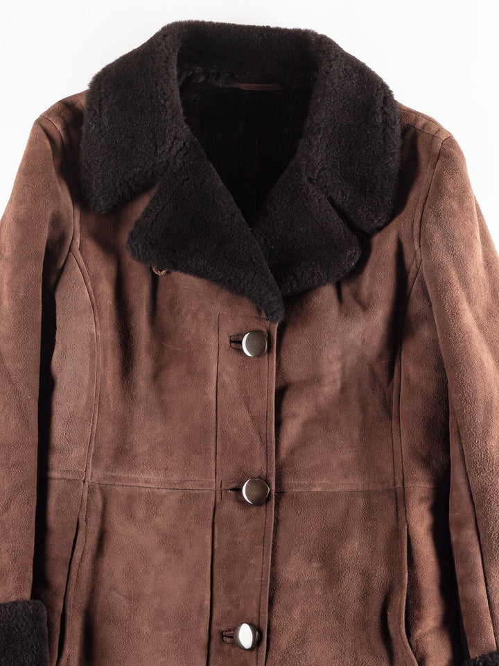 Vintage 90's Women Sheepskin Coat in Brown