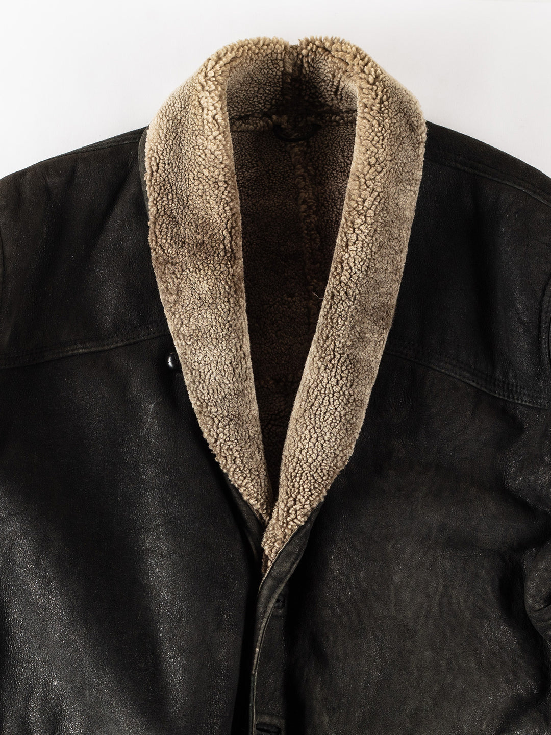 Vintage 80's Men Sheepskin Coat in BlackVN341