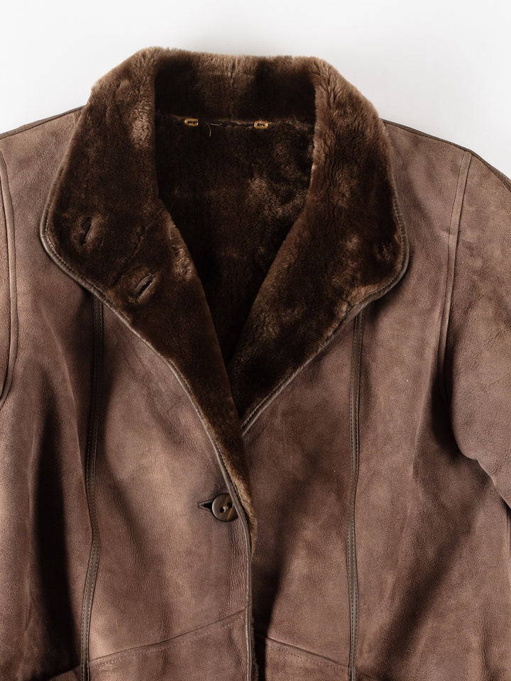 Vintage 80's Women Sheepskin Coat in BrownMN150