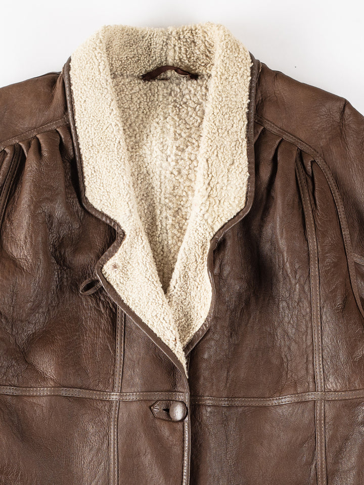 Vintage 80's Women Sheepskin Coat in BrownMN160