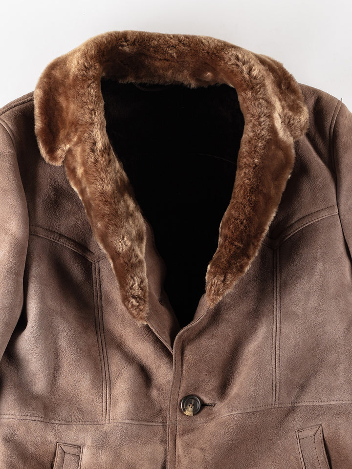 Vintage 90's Men Sheepskin Coat in GrayVN334