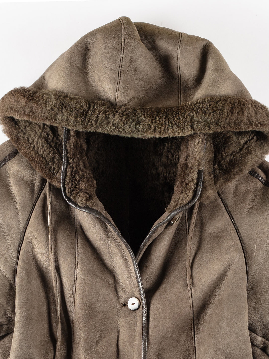 Vintage 90's Women Sheepskin Coat in GrayMN208