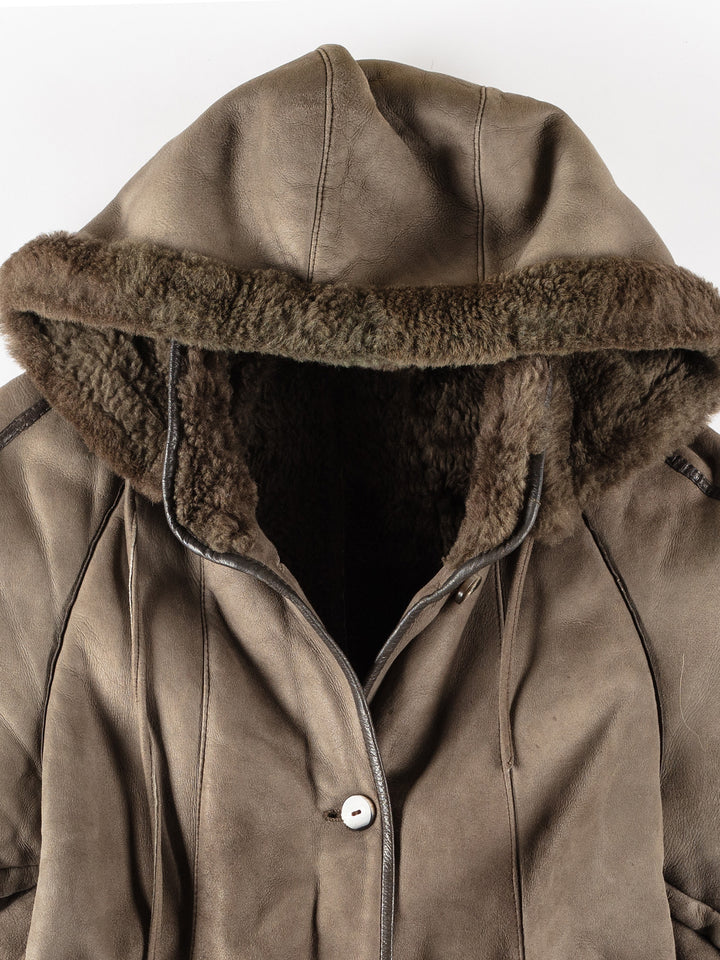 Vintage 90's Women Sheepskin Coat in GrayMN208