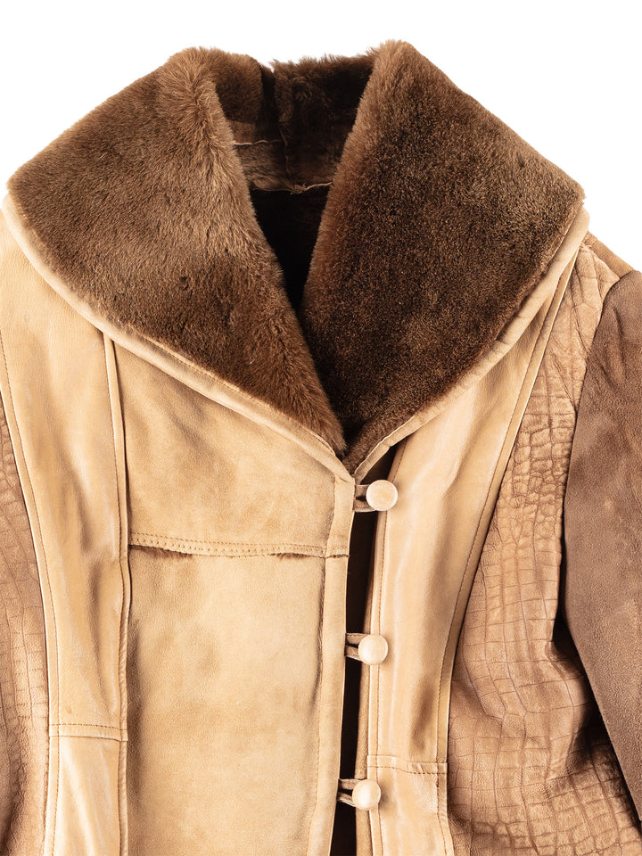 Vintage 80's Women Sheepskin Coat in Brown
