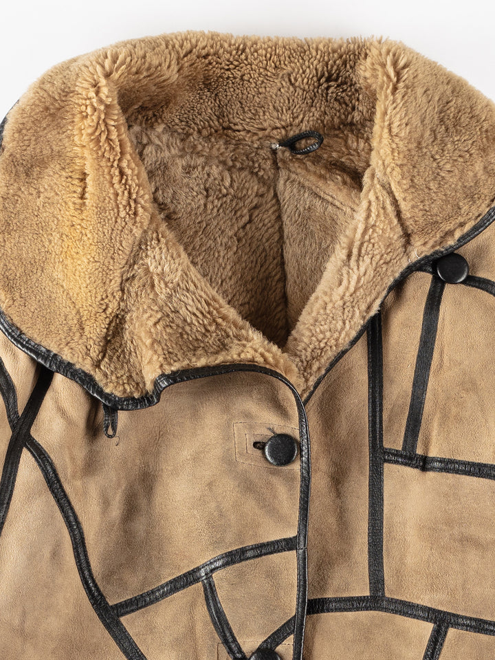 Vintage 80's Men Sheepskin Coat in BeigeMN197