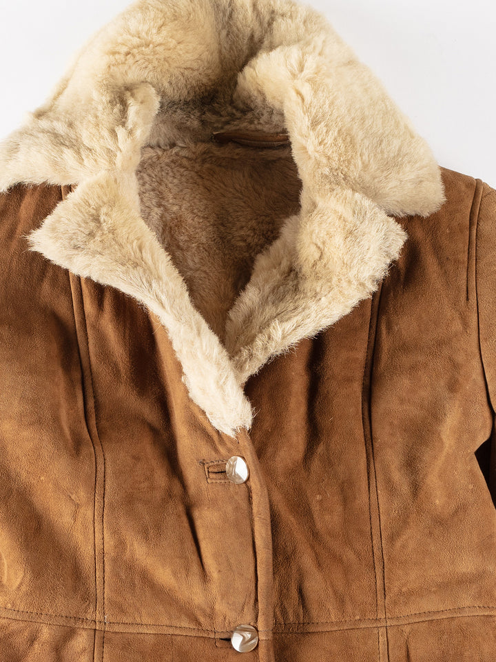 Vintage 70's Women Sheepskin Coat in BeigeMN159