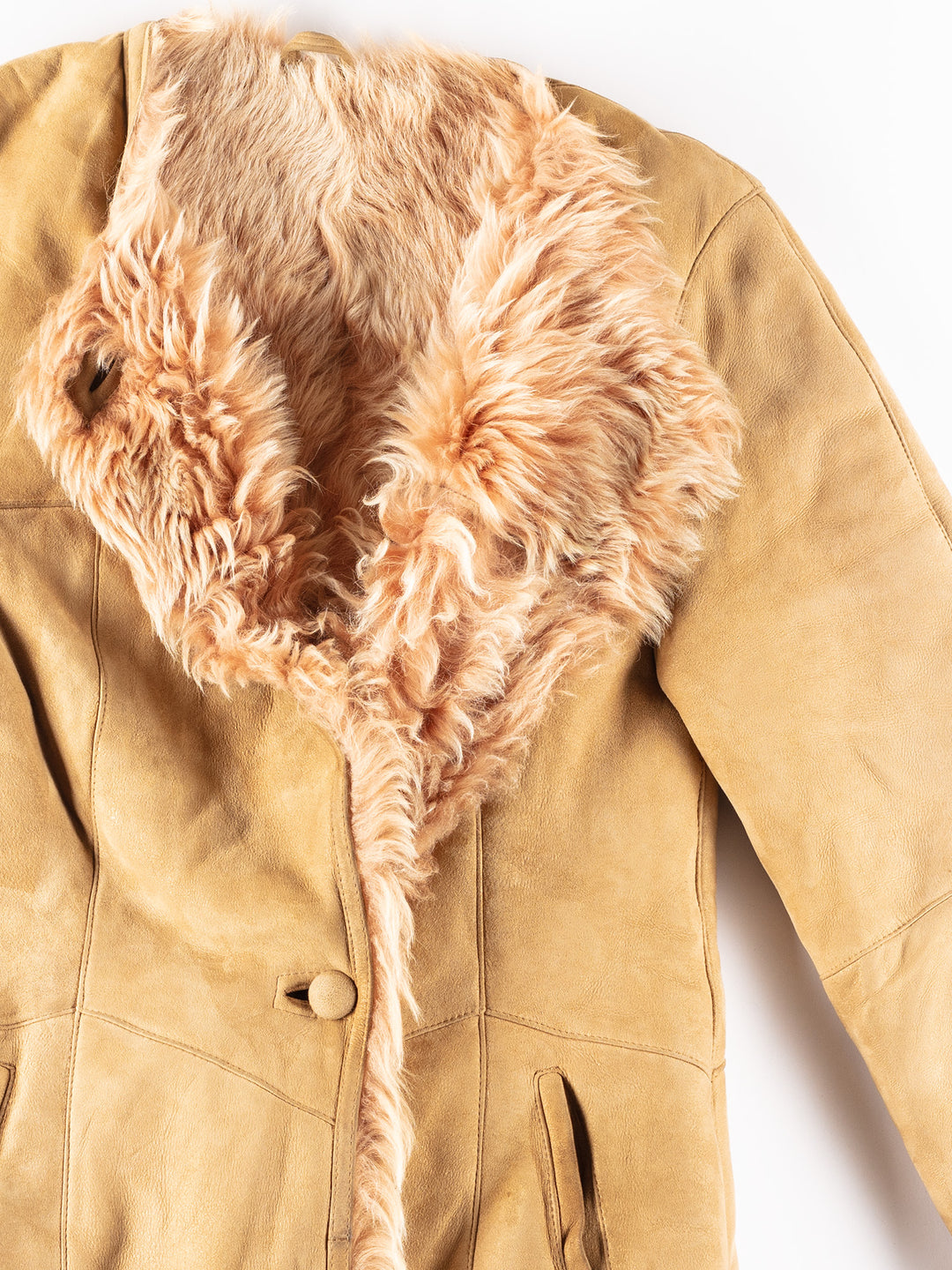 Vintage 90's Women Sheepskin Coat in Beige