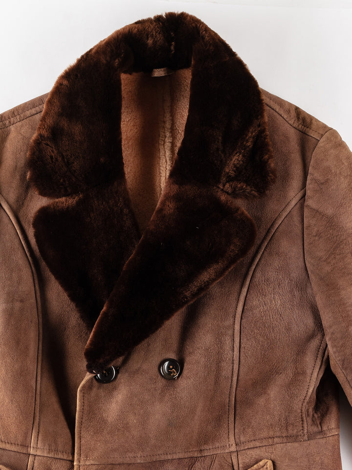 Vintage 70's Men Sheepskin Coat in BrownVN347