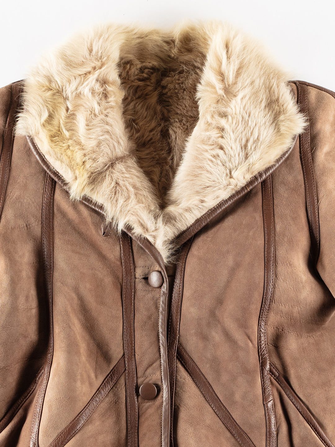 Vintage 80's Women Sheepskin Coat in BeigeMN246