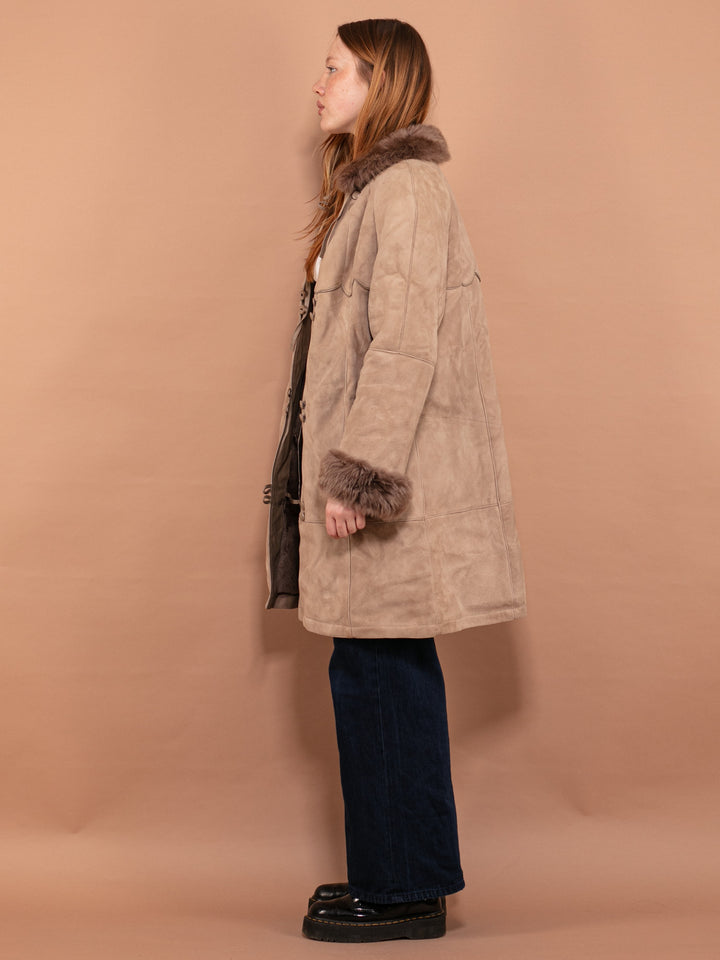 Vintage 80's Women Sheepskin Coat in Beige - NorthernGrip