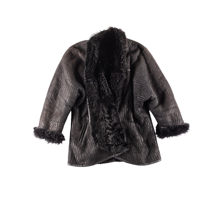 Vintage 00's Women Sheepskin Coat in Black
