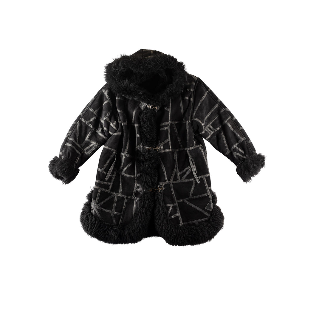 Vintage 80's Women Sheepskin Coat in BlackMN237