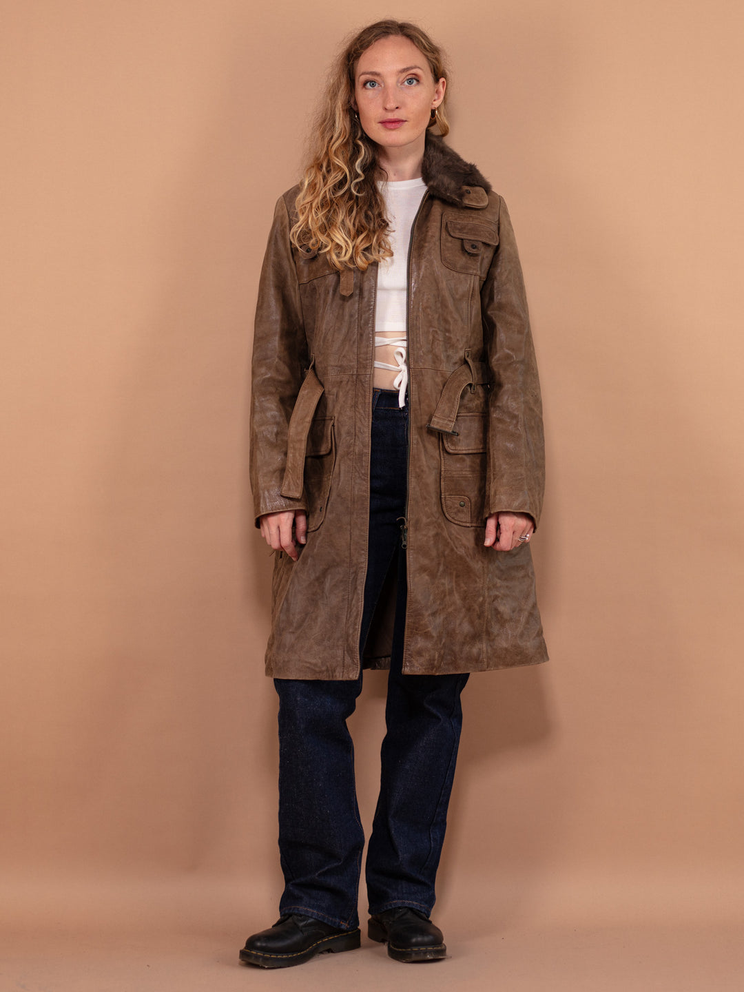 Vintage 90's Women Distressed Leather Coat in Brown - NorthernGrip