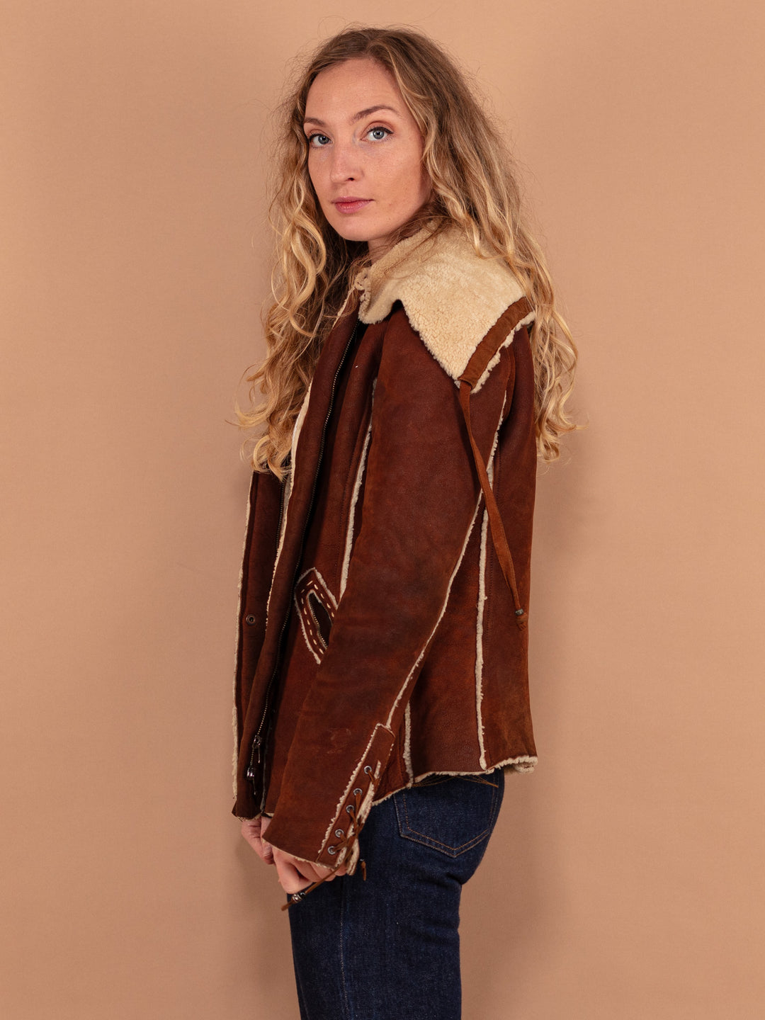 Vintage 70's Women Sheepskin Jacket in Brown - NorthernGrip