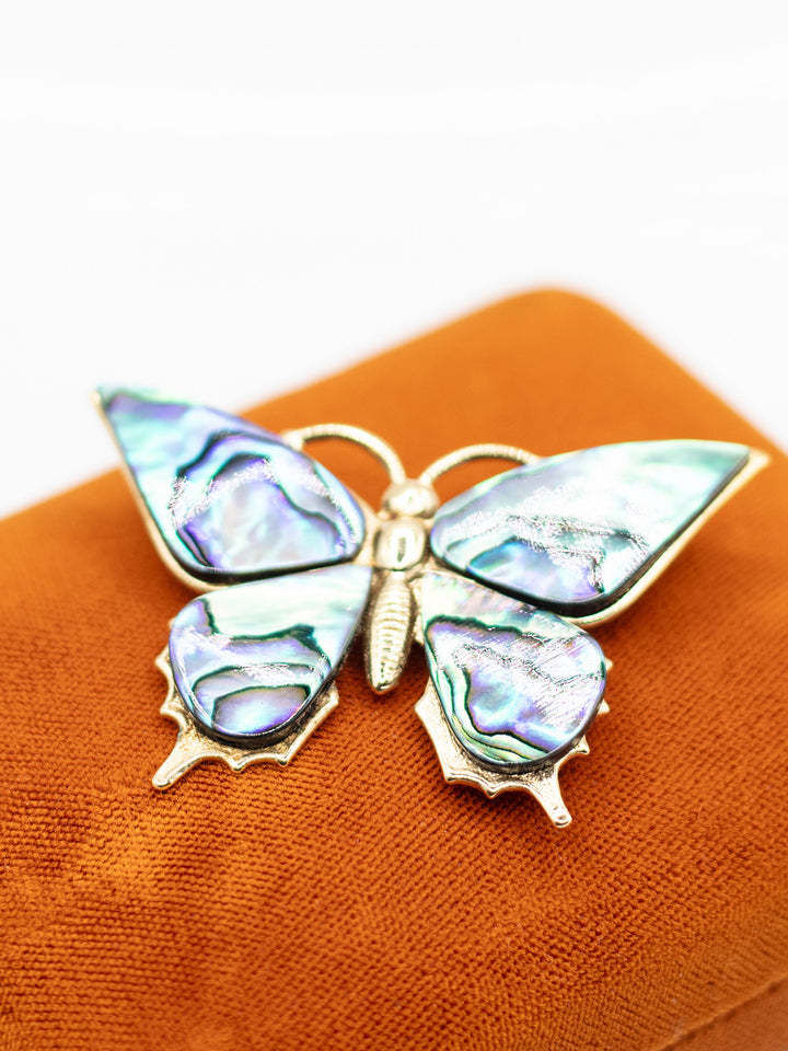 Vintage 60's Brooch in Green