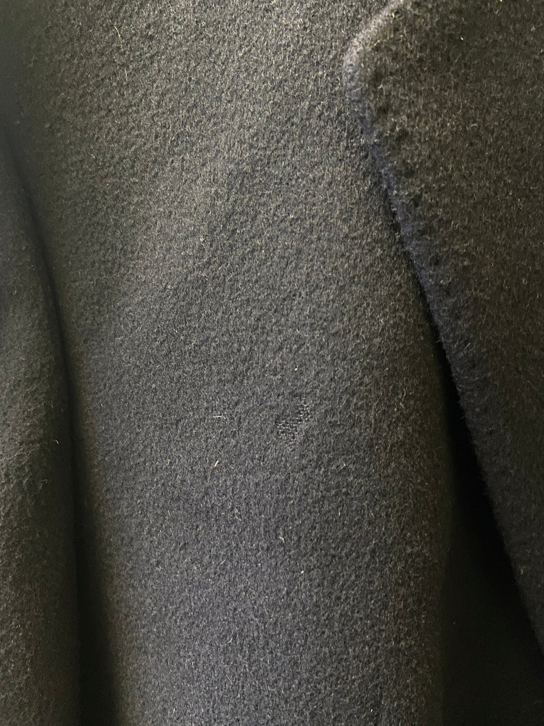 Vintage 80's Men Wool Coat in Navy - NorthernGrip