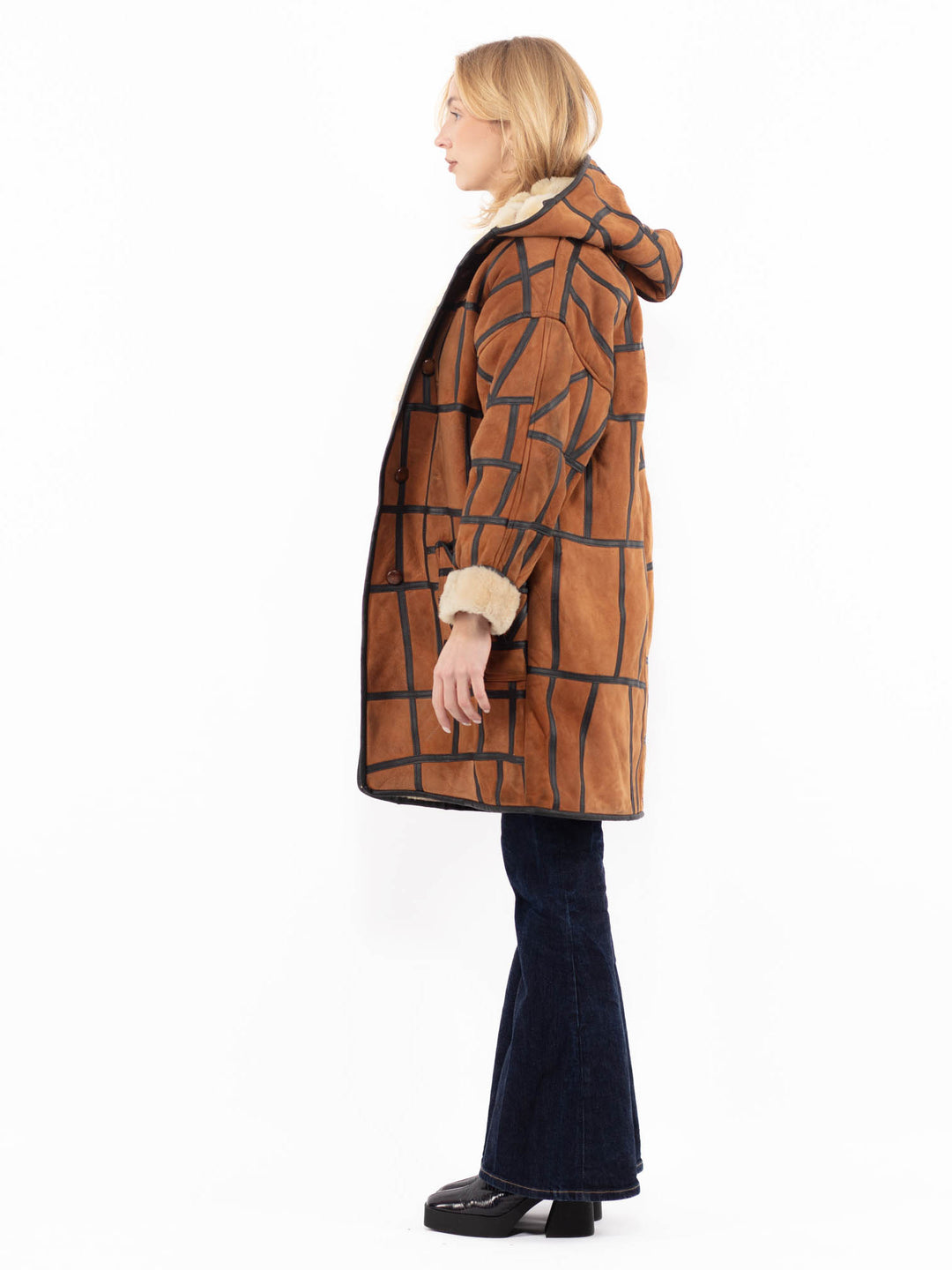 Vintage 90's Women Sheepskin Coat in Brown
