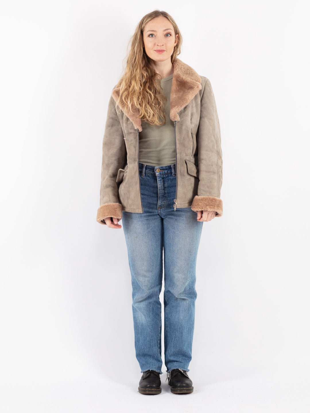 Vintage 70's Women Sheepskin Coat in Beige