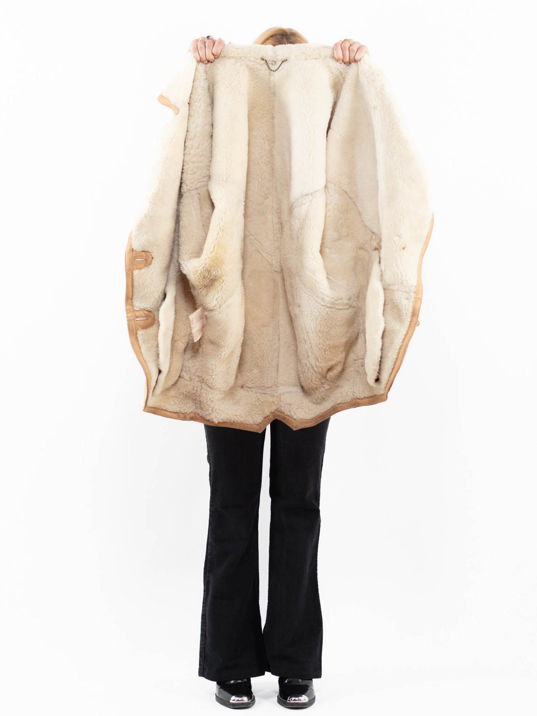Vintage 90's Women Sheepskin Coat in Beige