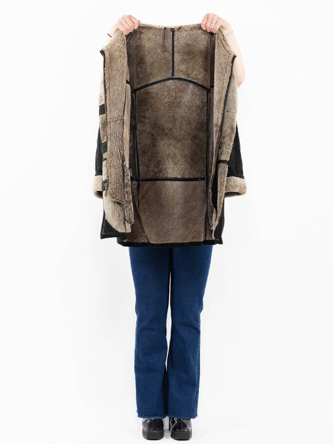 Vintage 90's Women Oversized Sheepskin Coat in Black