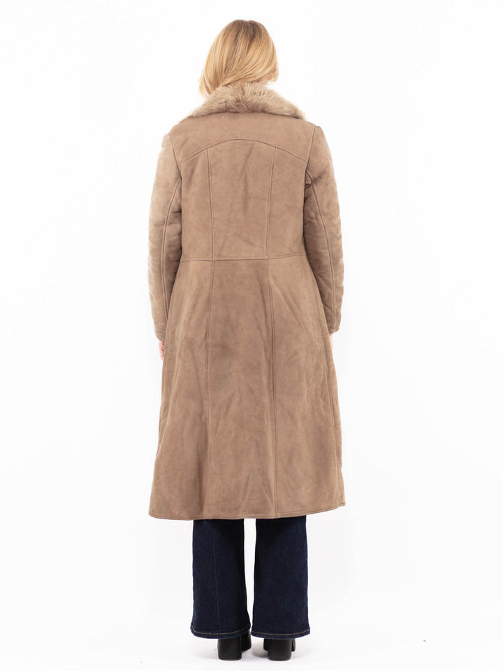 Vintage 70's Women Sheepskin Coat in Beige