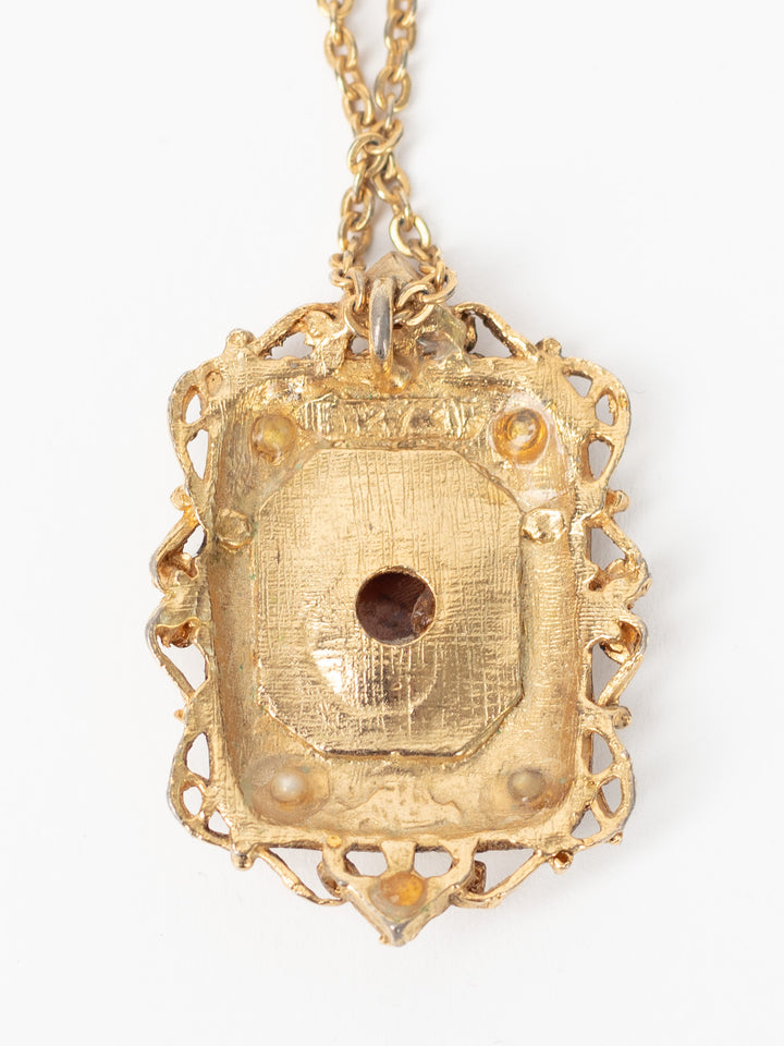 Vintage 70's Cameo Pendant Necklace