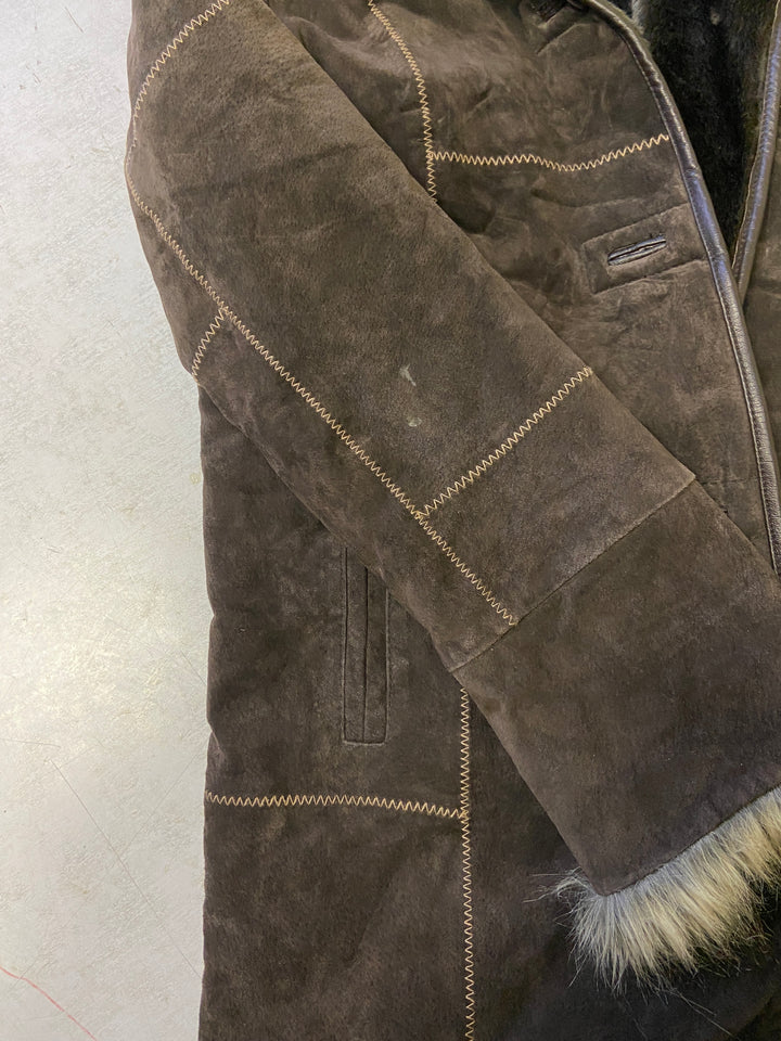 Vintage 90's Women Suede Sherpa Coat in Brown - NorthernGrip