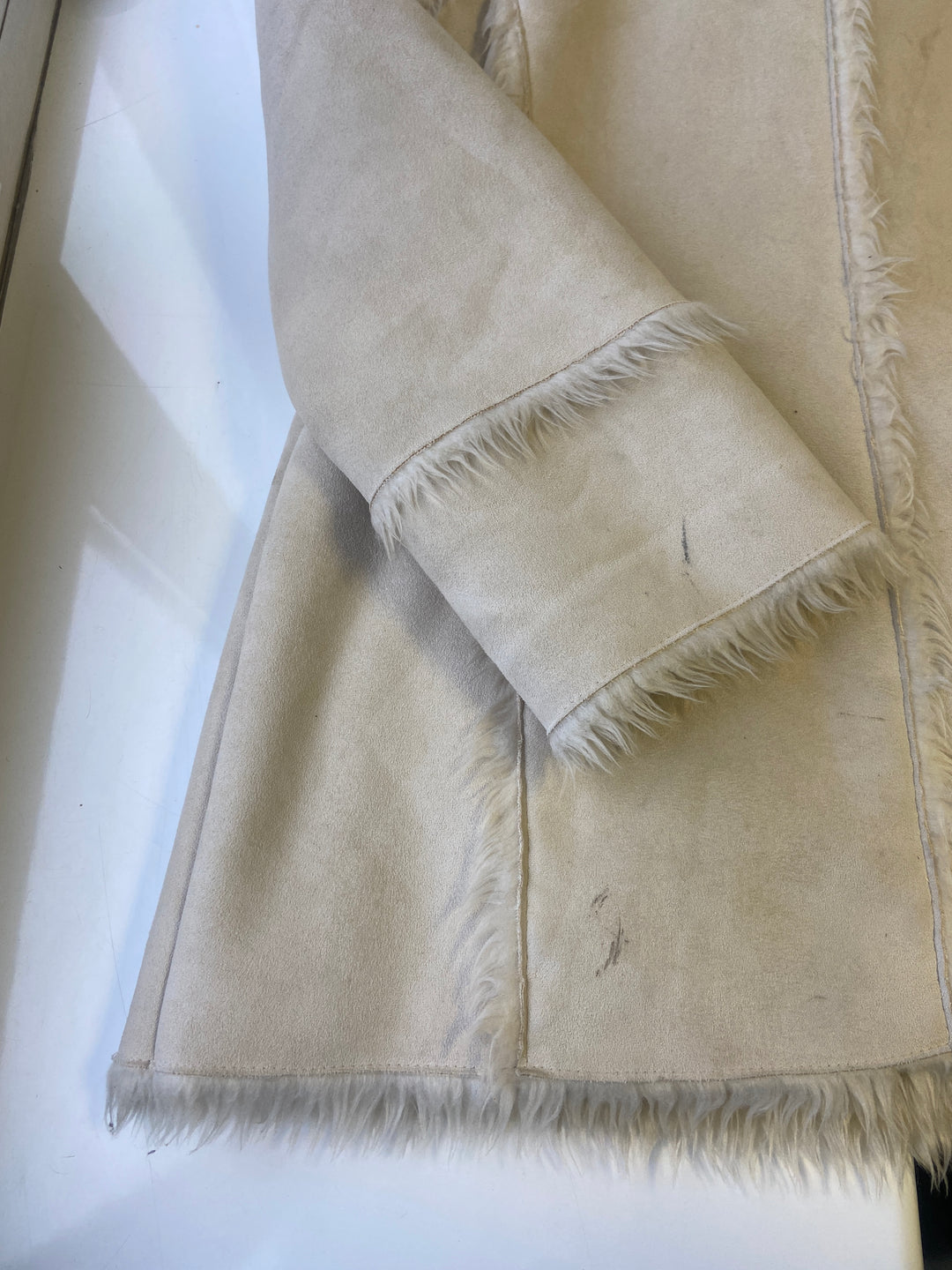 Vintage 00's Women Faux Sheepskin Coat in Beige - NorthernGrip