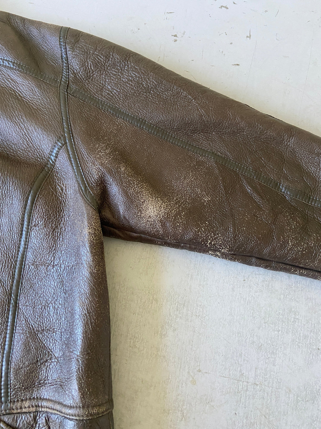 Vintage 80's Men Sheepskin Coat in Brown - NorthernGrip